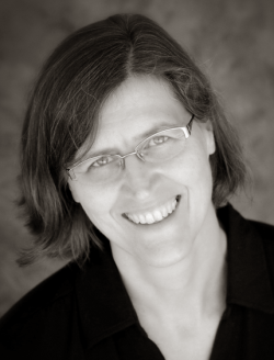 Doris  Geide-Stevenson